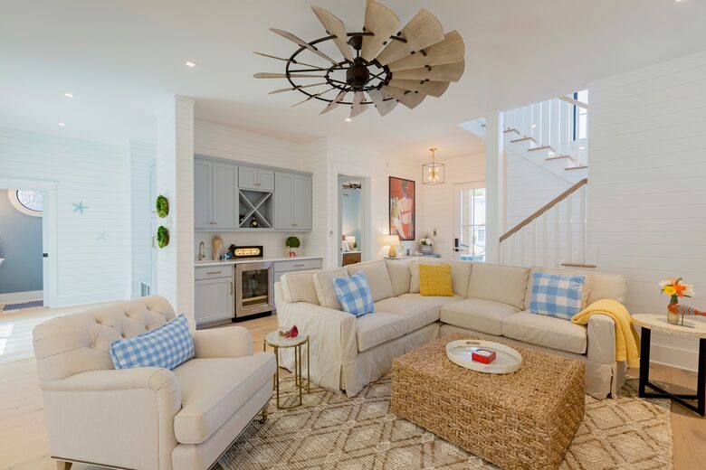 Rehoboth Beach Home 5 Minute Walk from the Ocean - Rehoboth Beach, Delaware