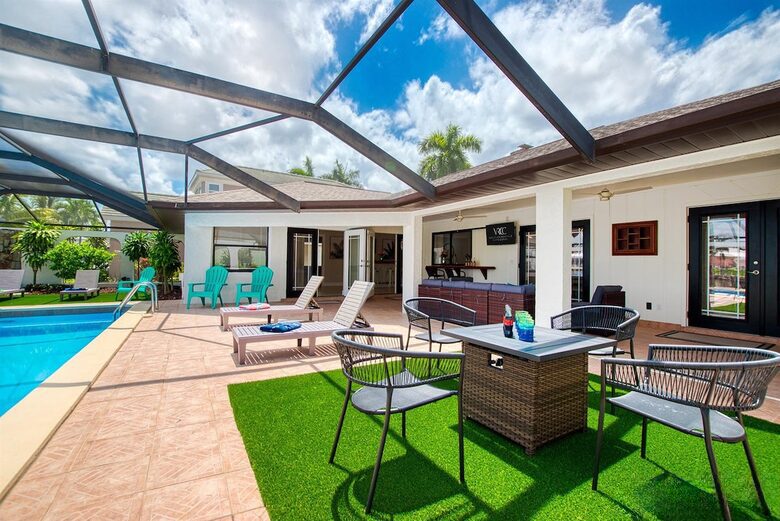 Villa Kai Malie - Cape Coral, Florida