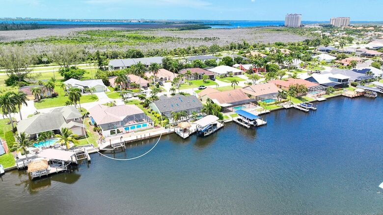 Villa Kai Malie - Cape Coral, Florida