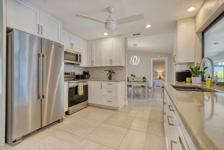 Villa Kai Malie - Cape Coral, Florida