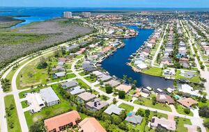 Villa Kai Malie - Cape Coral, Florida