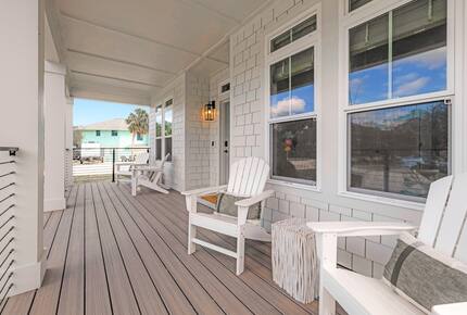 17 Palms Beach House | Coastal Luxury with Heated Pool and Tiki Bar - St. Augustine, Florida