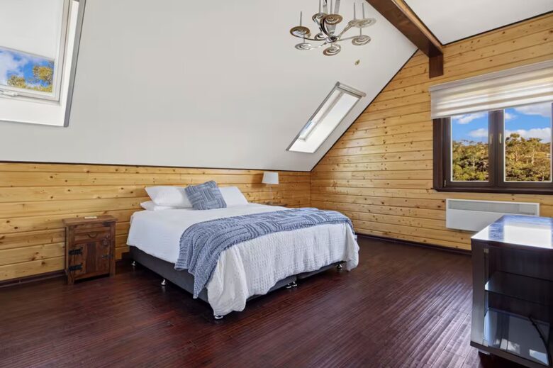 Deepwater - Jindabyne, Australia
