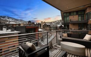Snowmass Escape: Stylish 3-Bedroom with Stunning Mountain Views - Snowmass Village, Colorado