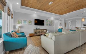 Pensacola Beach Group Retreat with Private Pool - Pensacola Beach, Florida