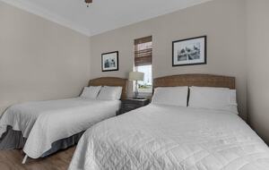 Pensacola Beach Group Retreat with Private Pool - Pensacola Beach, Florida