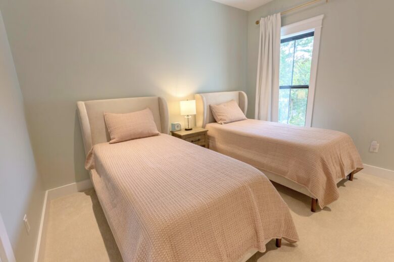 Rehoboth Beach Home 5 Minute Walk from the Ocean - Rehoboth Beach, Delaware