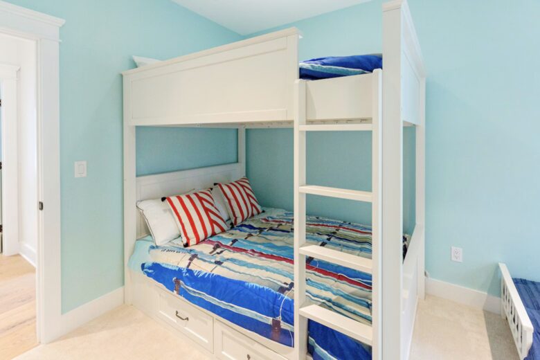 Rehoboth Beach Home 5 Minute Walk from the Ocean - Rehoboth Beach, Delaware
