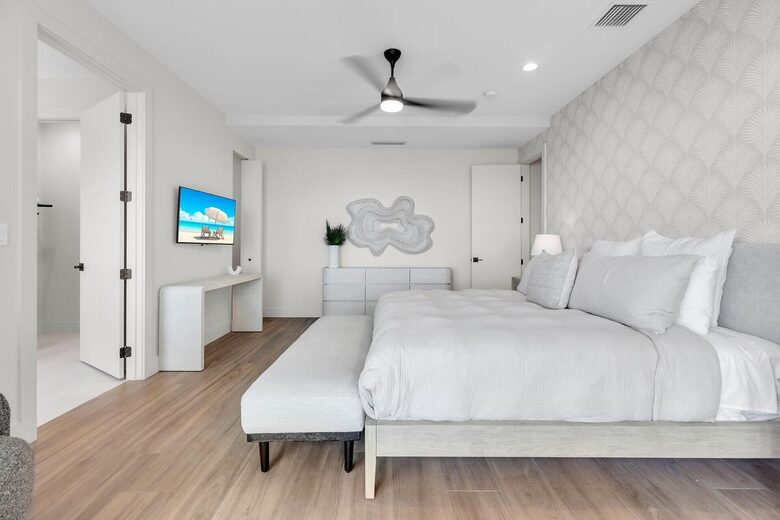 Jimmy Johnson's Fisherman's Cove - 3 Bedroom - Key Largo, Florida