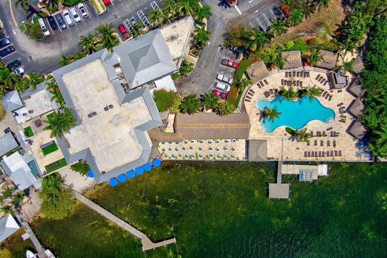 Jimmy Johnson's Fisherman's Cove - 3 Bedroom - Key Largo, Florida