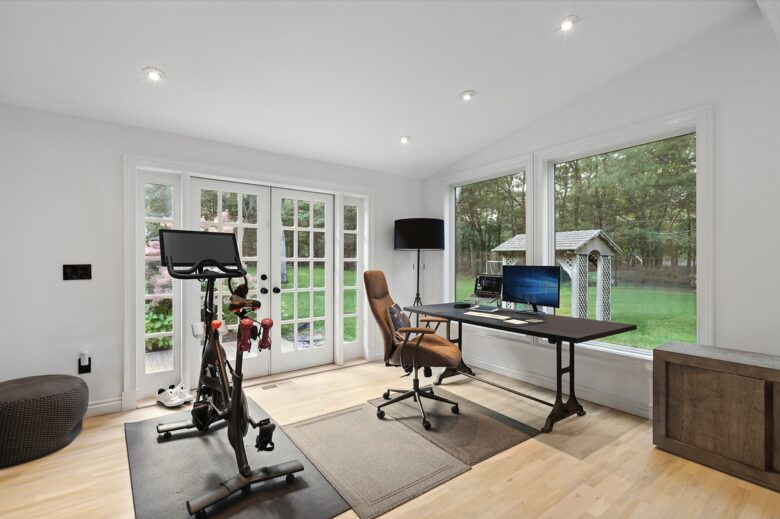 Sag Harbor Hideaway | Pool, Tennis, Hot Tub and Sauna - Wainscott, New York
