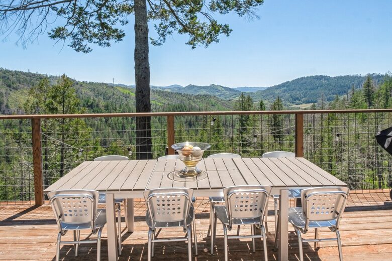Wine Country Home with Hot Tub - Santa Rosa, California