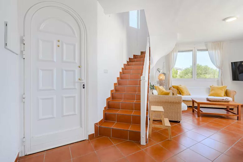 Medano Seaside Villa, Jacuzzi & Pool - El Medano, Tenerife, Spain