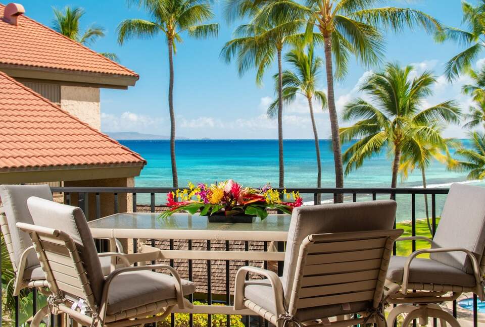 Oceanview Penthouse in Papakea Resort - Lahaina, Hawaii