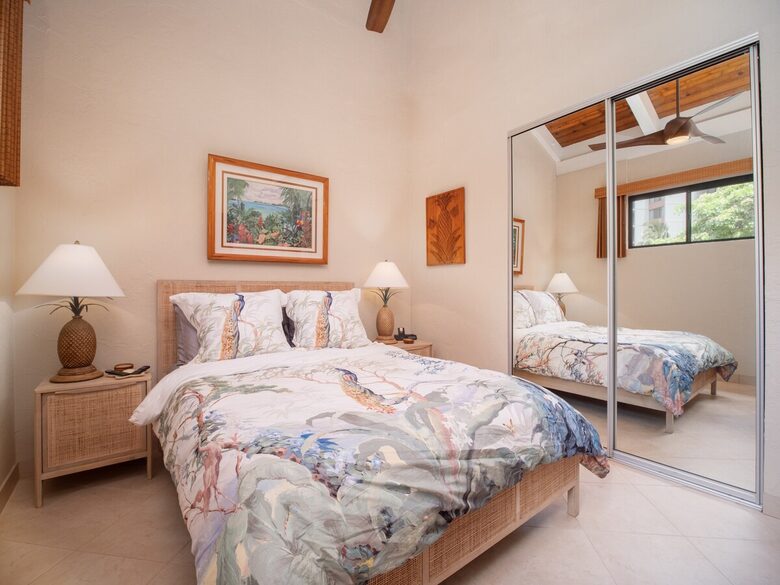 Oceanview Penthouse in Papakea Resort - Lahaina, Hawaii