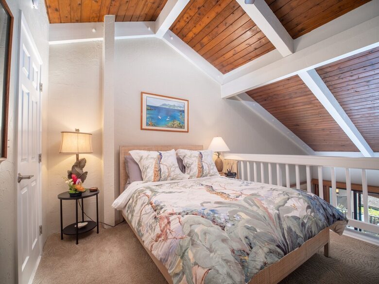 Oceanview Penthouse in Papakea Resort - Lahaina, Hawaii