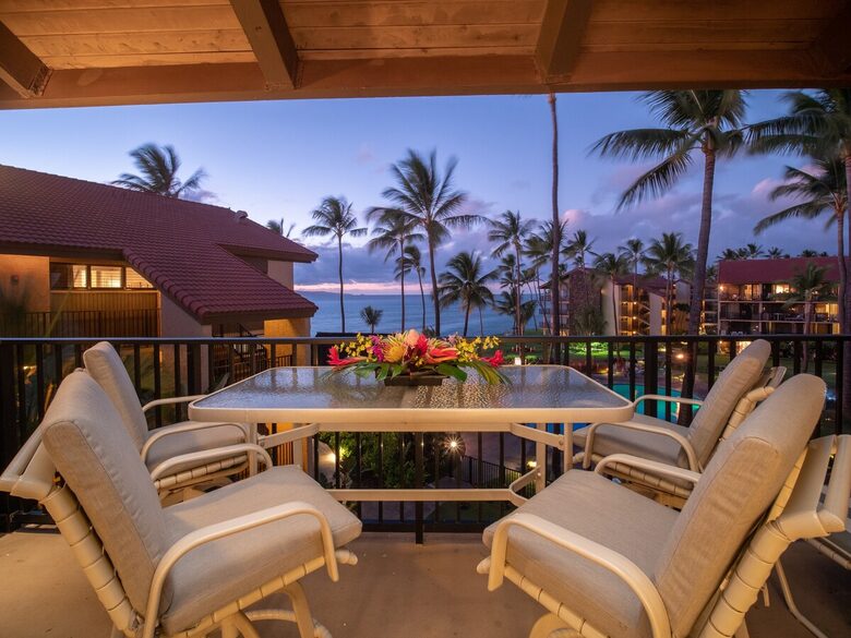 Oceanview Penthouse in Papakea Resort - Lahaina, Hawaii