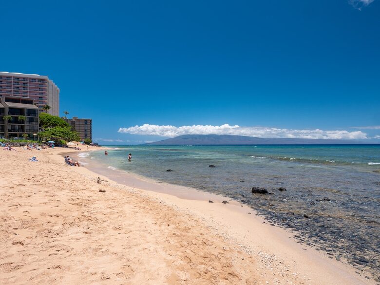 Oceanview Penthouse in Papakea Resort - Lahaina, Hawaii