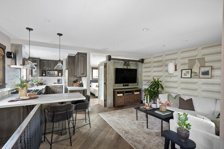 Serene Capistrano Beach Bungalow with Private Patio & Hot Tub - Dana Point, California