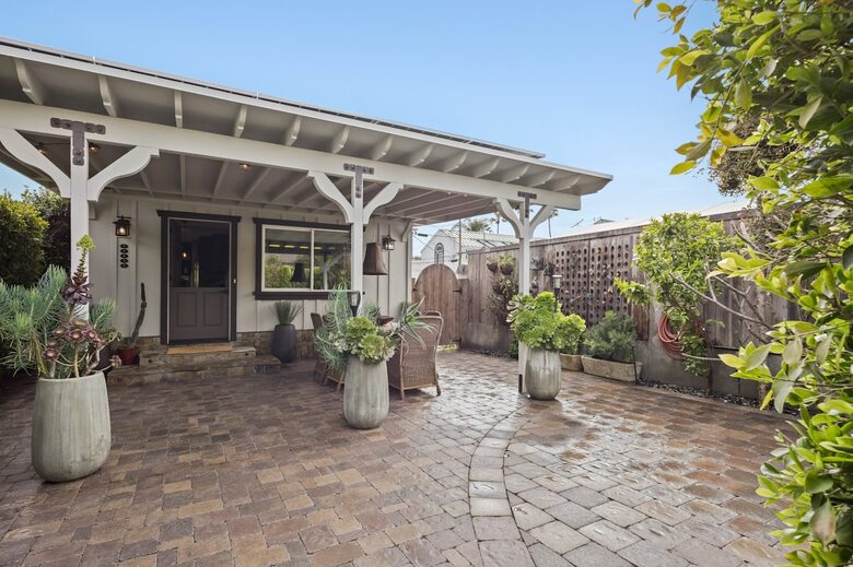 Serene Capistrano Beach Bungalow with Private Patio & Hot Tub - Dana Point, California