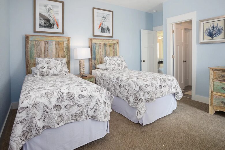 Best of Both Worlds Beach House - Corolla, North Carolina