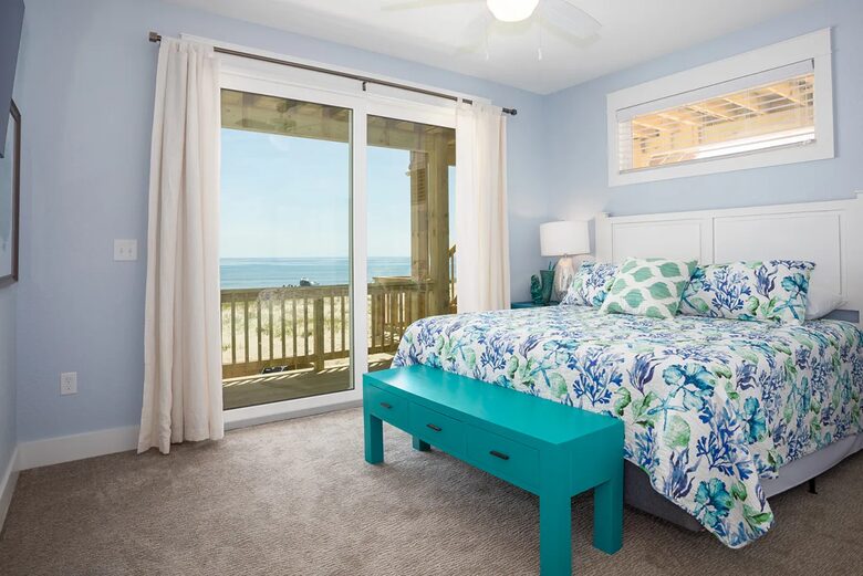 Best of Both Worlds Beach House - Corolla, North Carolina