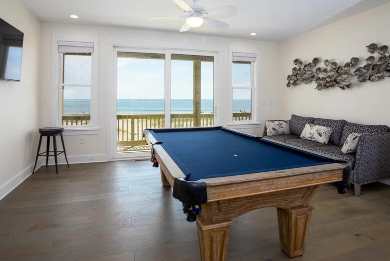 Best of Both Worlds Beach House - Corolla, North Carolina