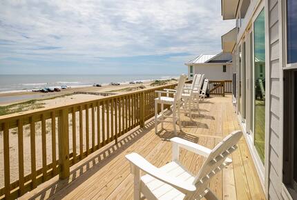 Best of Both Worlds Beach House - Corolla, North Carolina