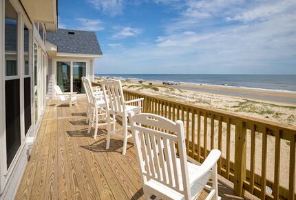 Best of Both Worlds Beach House - Corolla, North Carolina