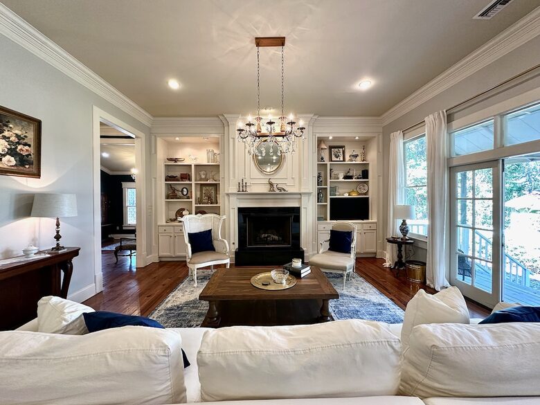 Charming Downtown Covington Retreat - Covington, Louisiana