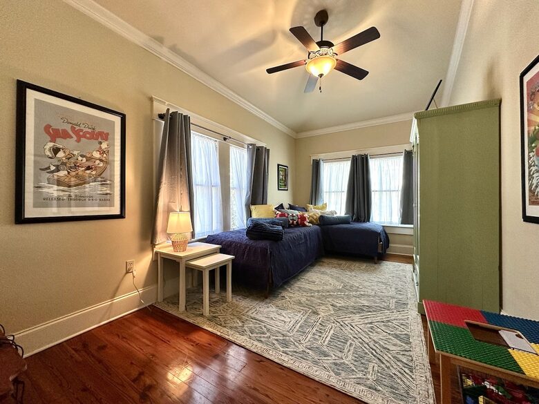 Charming Downtown Covington Retreat - Covington, Louisiana