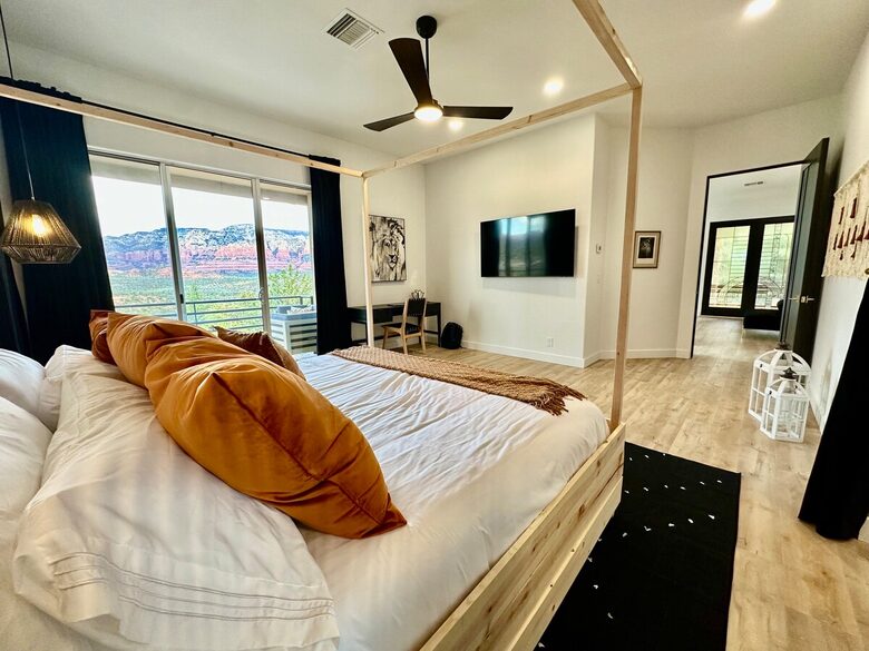 Sunsets of Sedona | A Sophisticated Desert Retreat - Sedona, Arizona