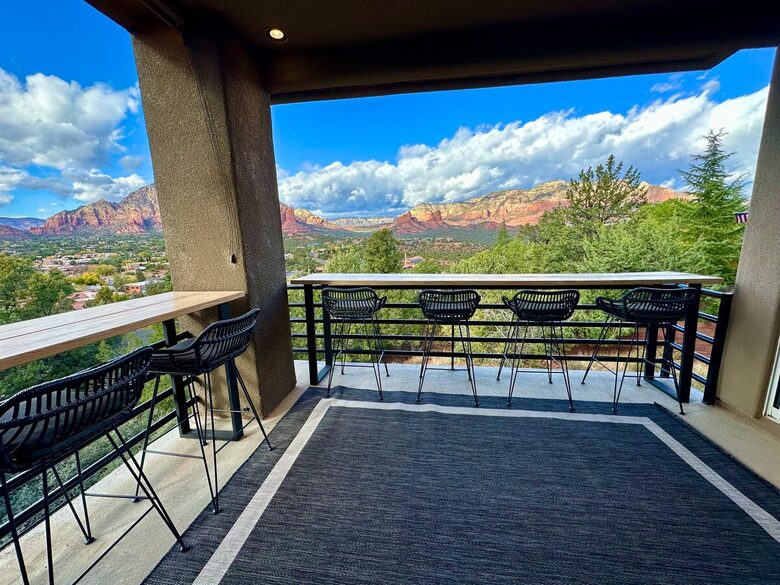 Sunsets of Sedona | A Sophisticated Desert Retreat - Sedona, Arizona