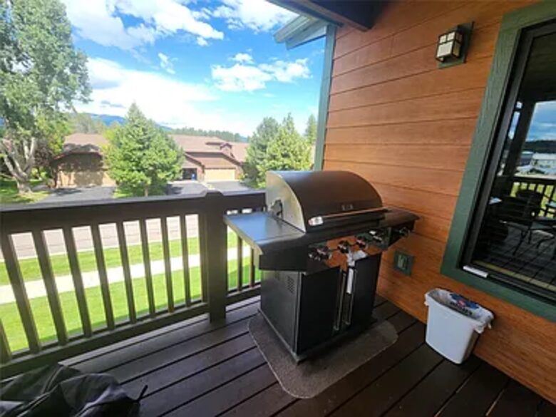 Charming Retreat Near Glacier National Park - Whitefish, Montana