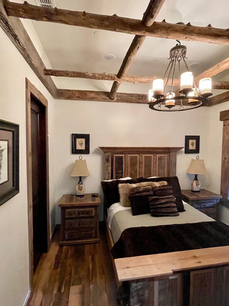 Lakeside Elegance at Possum Kingdom - Graford, Texas