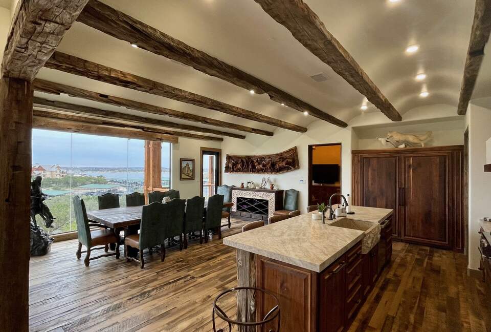Lakeside Elegance at Possum Kingdom - Graford, Texas