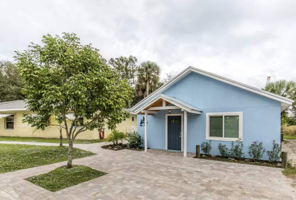 Riverfront Hideaway | 4 Properties on 1.7 Acres, Sleeps 20 - Sebastian, Florida