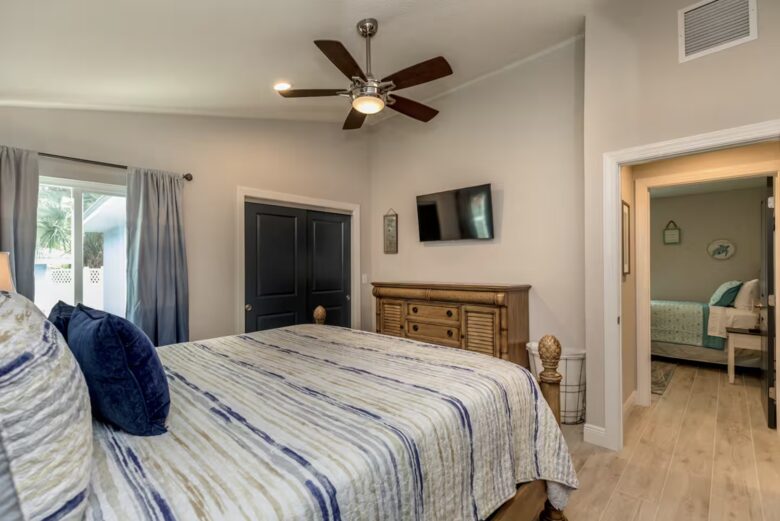 Riverfront Hideaway | 4 Properties on 1.7 Acres, Sleeps 20 - Sebastian, Florida