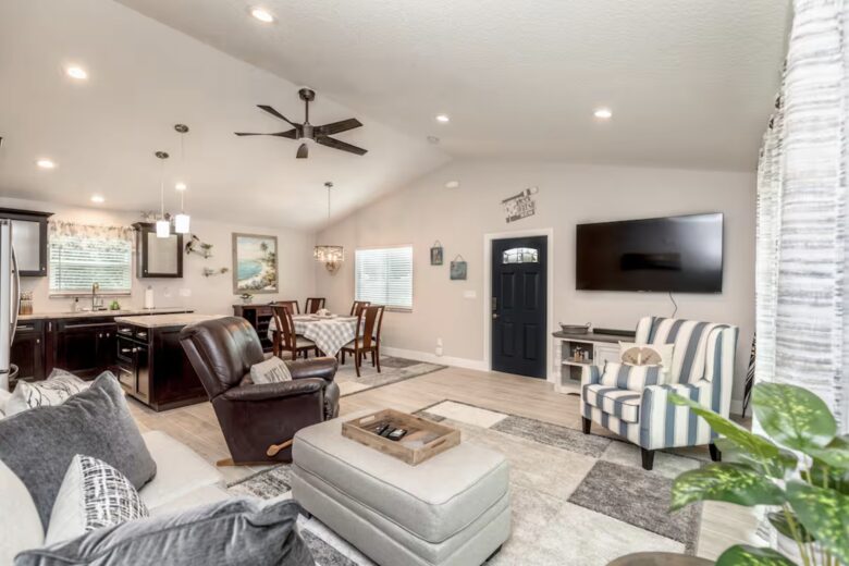 Riverfront Hideaway | 4 Properties on 1.7 Acres, Sleeps 20 - Sebastian, Florida