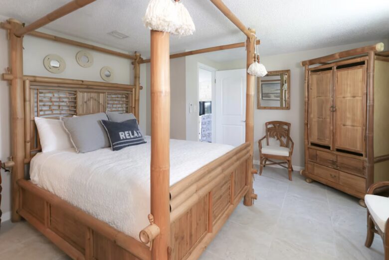 Riverfront Hideaway | 4 Properties on 1.7 Acres, Sleeps 20 - Sebastian, Florida