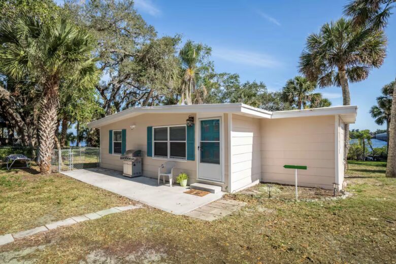 Riverfront Hideaway | 4 Properties on 1.7 Acres, Sleeps 20 - Sebastian, Florida