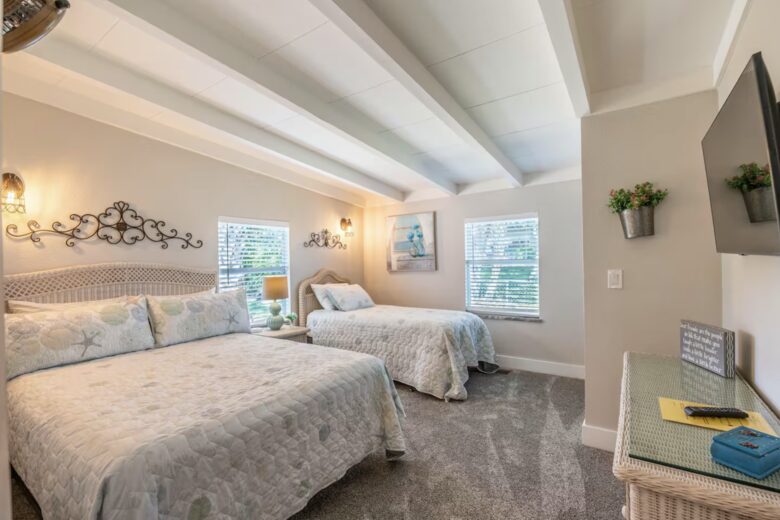 Riverfront Hideaway | 4 Properties on 1.7 Acres, Sleeps 20 - Sebastian, Florida
