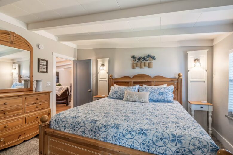 Riverfront Hideaway | 4 Properties on 1.7 Acres, Sleeps 20 - Sebastian, Florida