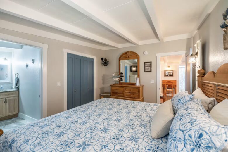 Riverfront Hideaway | 4 Properties on 1.7 Acres, Sleeps 20 - Sebastian, Florida