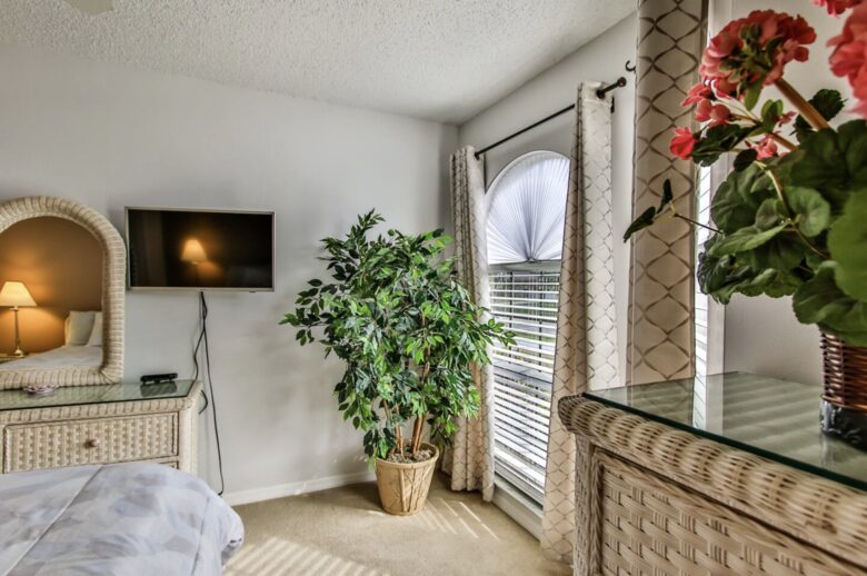 Beautiful Hideaway | Heated Pool, Minutes From The Ocean - Sebastian, Florida