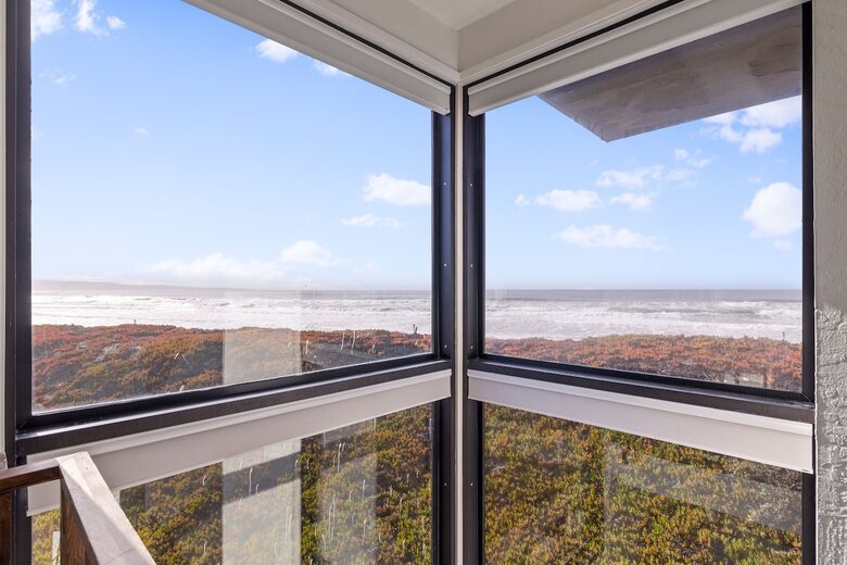Monterey Bay Hideaway | Oceanfront Views & Beach Access at Pelican Point - Watsonville, California