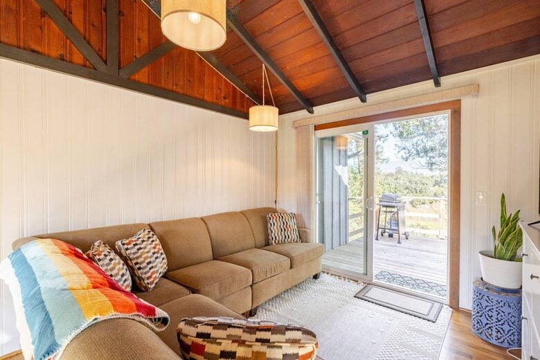 Hidden Lake House With Hot Tub & Views - Watsonville, California