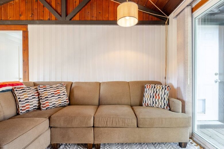 Hidden Lake House With Hot Tub & Views - Watsonville, California