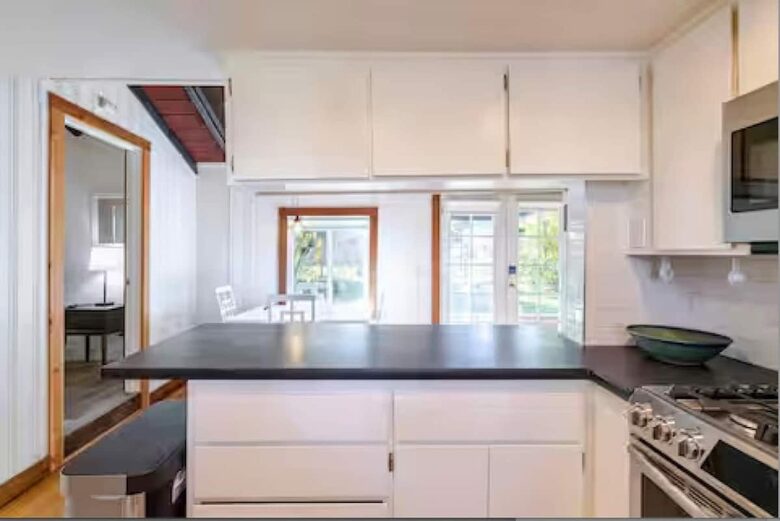 Hidden Lake House With Hot Tub & Views - Watsonville, California
