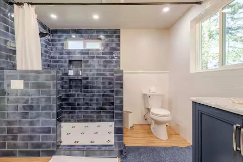 Hidden Lake House With Hot Tub & Views - Watsonville, California